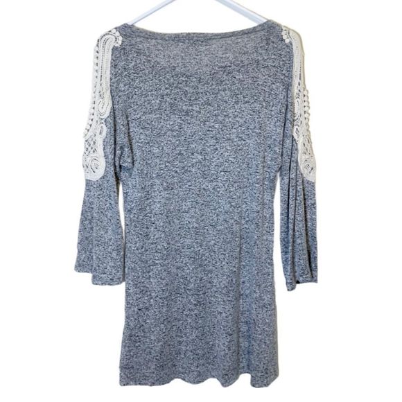12 Pm By Mon Ami Dress Tunic Gray Knit Lace Cold Shoulder Flowy Size Small - Picture 6 of 6
